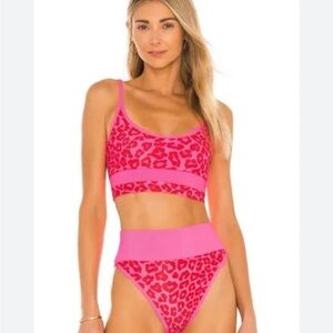 BEACH RIOT ★ Bikini top